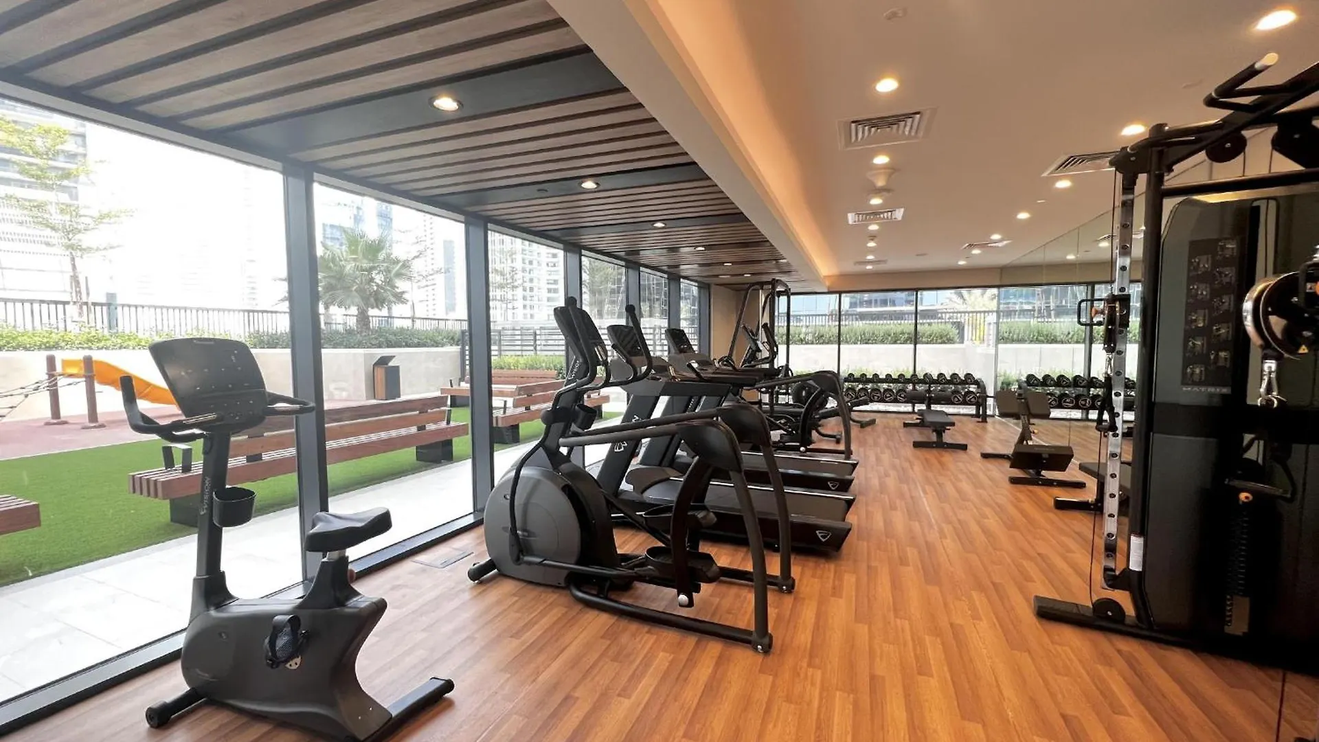 Citihome - 1Br In Business Bay With Dubai Canal Views Apartamento